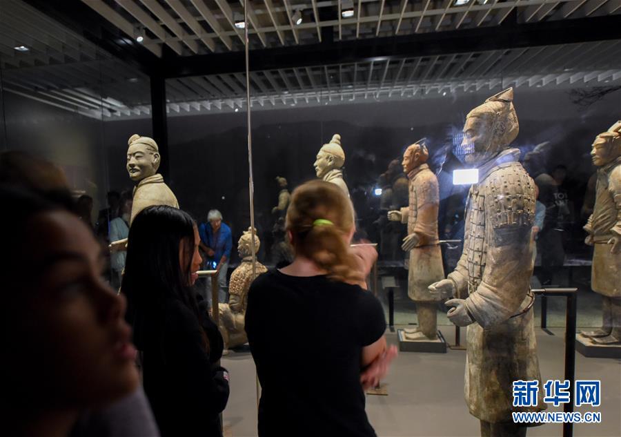 （國際）（6）“秦始皇兵馬俑：永恒的守衛(wèi)”展覽在新西蘭國家博物館舉行預(yù)展
