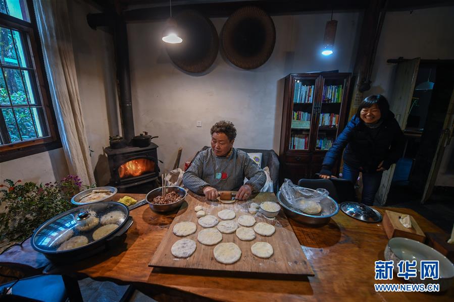 (壯闊東方潮 奮進新時代——慶祝改革開放40年)(6)山鄉(xiāng)古鎮(zhèn)青年回鄉(xiāng)創(chuàng)業(yè) 特色民宿成為鄉(xiāng)村發(fā)展新亮點