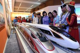 （社會）（5）“偉大的變革——慶祝改革開放40周年大型展覽”單日參觀人數再次突破6萬人次