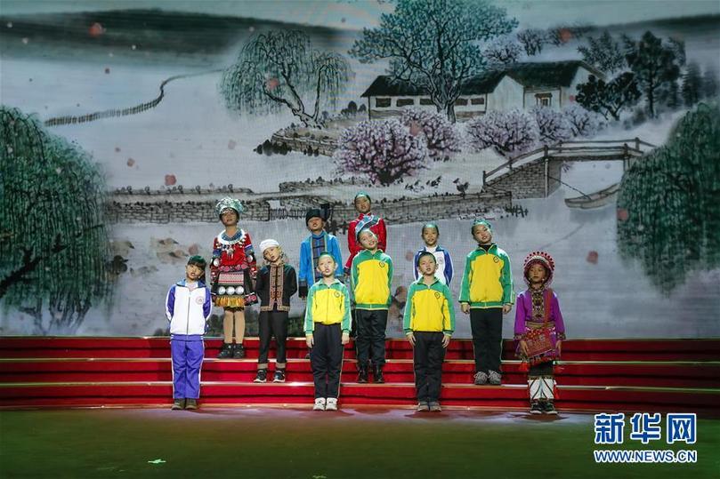 （社會）（1）“中小學語文示范誦讀庫”第二批音頻教材發布