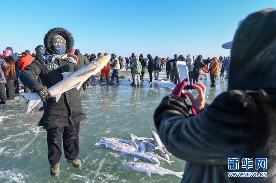 （社會）（1）吉林：電商助力查干湖魚“游”向全國