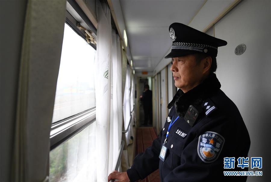 （社會(huì)）（7）中越國際客運(yùn)列車十年的平安守護(hù)