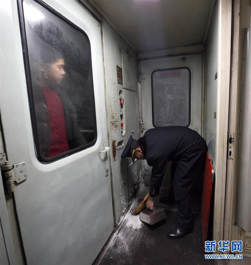 （新春走基層）（5）雪國列車——東北“綠皮車”的溫暖旅途