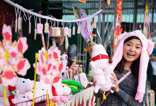 （圖文互動）（2）年桔、年花、年菜里的“年味兒”——澳門年宵市場見聞