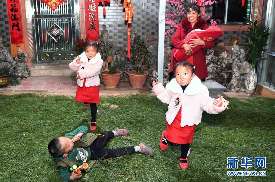 （新春走基層）（3）云南尋甸：闔家歡聚團圓年