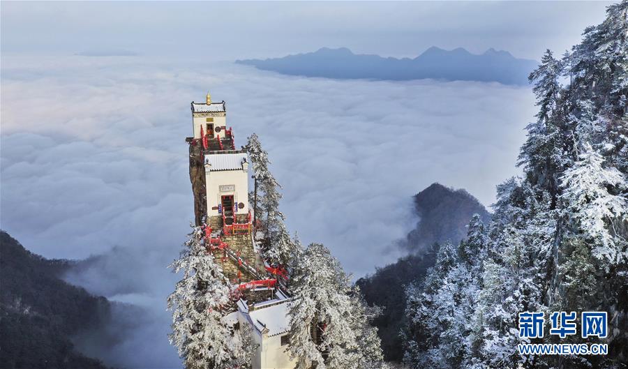 （美麗中國(guó)）（4）雪霽塔云仙境