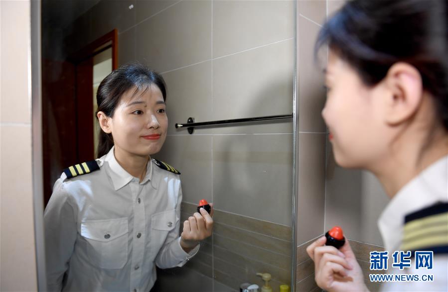 （圖片故事）（8）逐夢藍天的女子試飛員