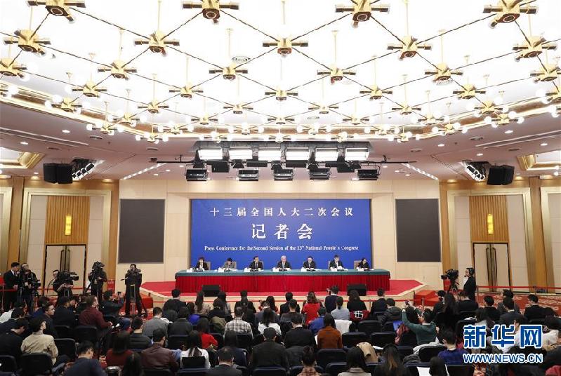 （兩會·XHDW）（1）科技部部長王志剛等就“加快建設(shè)創(chuàng)新型國家”答記者問