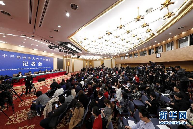 (兩會·XHDW)(4)科技部部長王志剛等就“加快建設創新型國家”答記者問