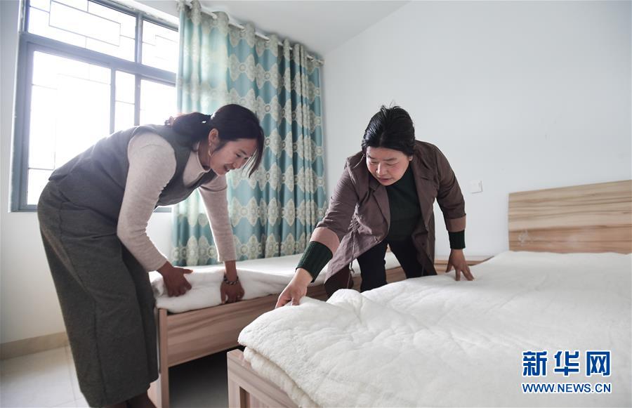 (兩會·圖片故事)(9)全國人大代表王永蘭:推進鄉村振興 打造美麗田園