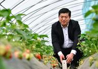 （關注春耕備耕·圖文互動）（1）“網紅”農民翟文波：手機也能成為新農具