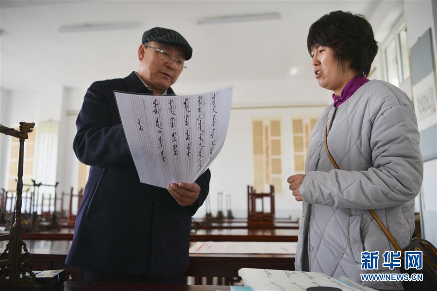 （社會）（4）筆尖上的非遺：感受蒙古文書法之美