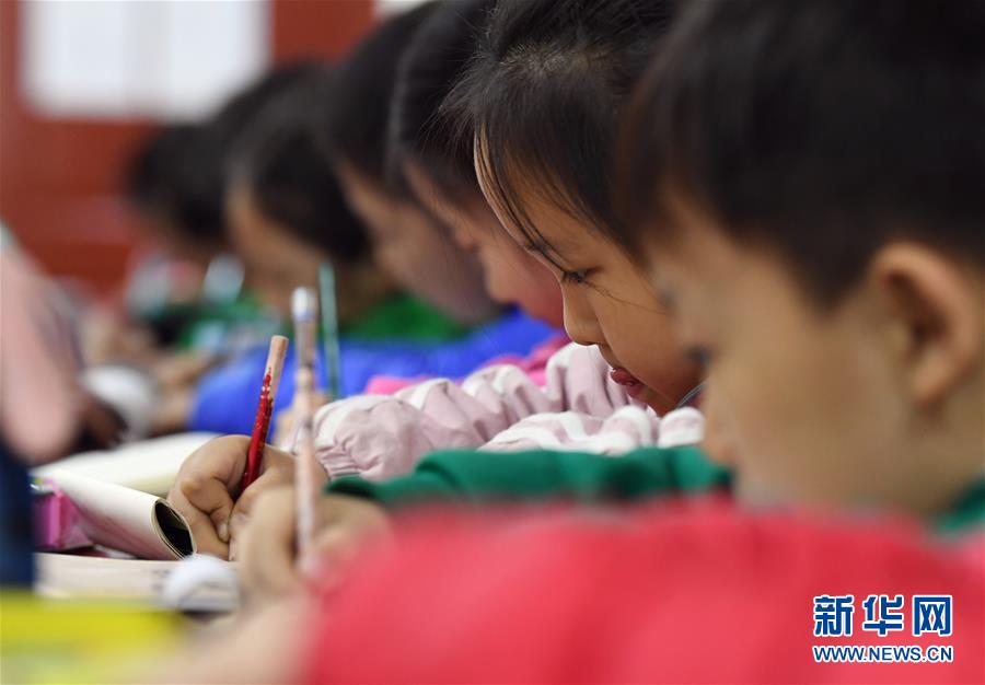 （社會）（2）西安：社區(qū)“四點半課堂”解民憂