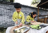 （教育）（7）幼兒園里的“田園餐桌”
