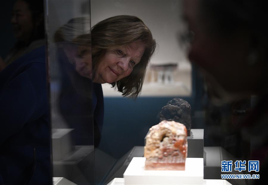 （國(guó)際）（1）“鳳舞紫禁：清代皇后的藝術(shù)和生活”展覽將在華盛頓舉行