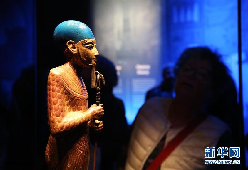 （國際）（7）法國觀眾熱捧圖坦卡蒙墓葬展