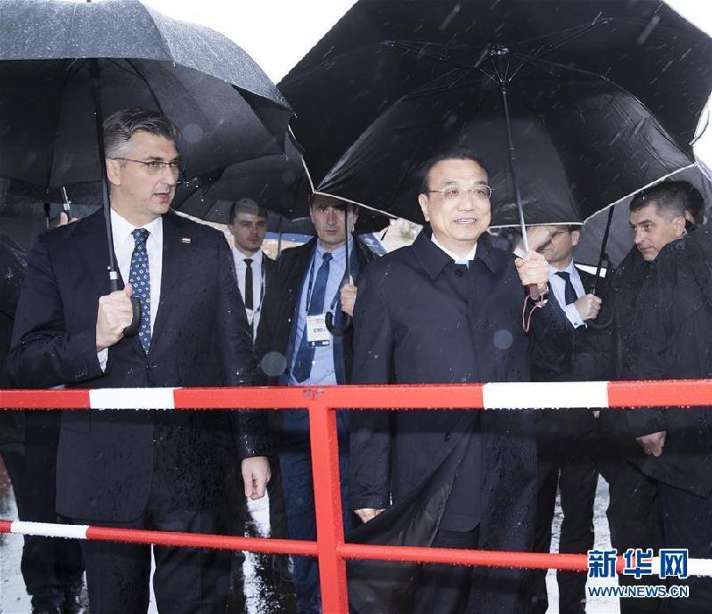 （時政）李克強和克羅地亞總理普連科維奇共同考察佩列沙茨大橋項目