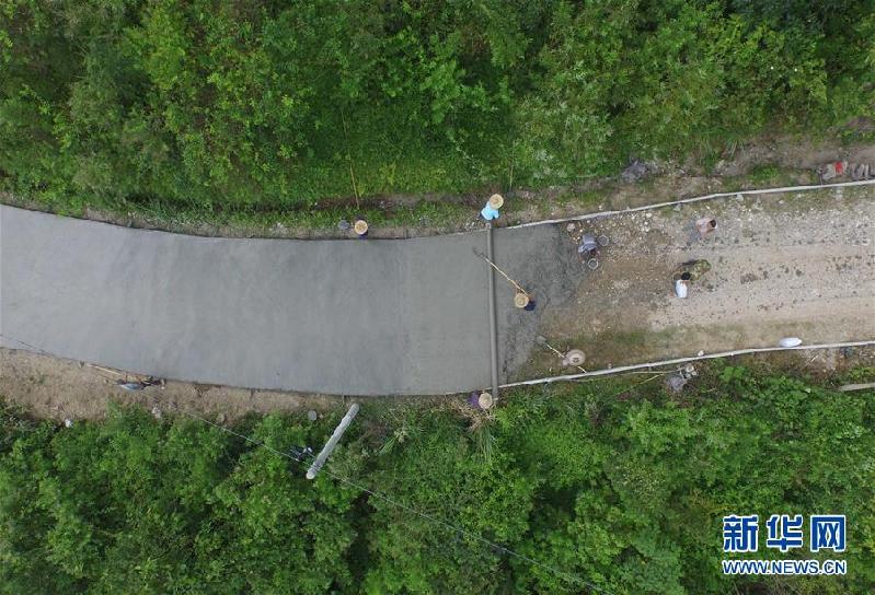 （圖片故事）（10）復蘇的“空巢村”——“拯救故鄉計劃”這七年，銅板屯脫貧了