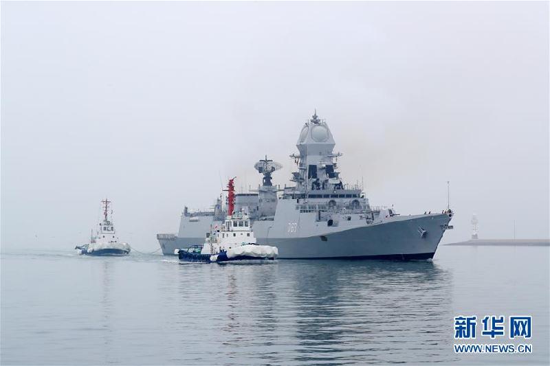 (人民海軍70年)(3)來華參加多國海軍活動的外國軍艦抵達青島