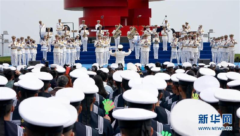 (人民海軍70年)(12)慶祝人民海軍成立70周年多國海軍活動聯(lián)合軍樂展示舉行