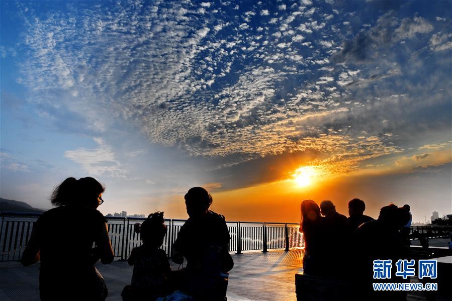 （環境）（1）夕陽下的淡水河