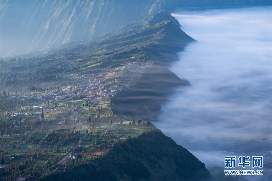 （國際）（3）清晨的布羅莫火山群