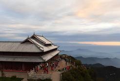 （美麗中國(guó)）（1）峨眉山景色秀美