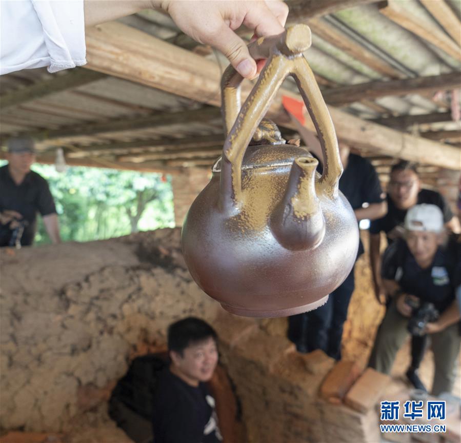 (文化)(6)廣西欽州:龍窯坭興陶放光彩