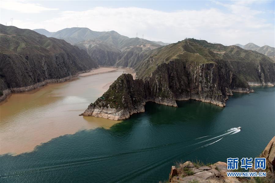 （美麗中國）（5）“半江碧水半江渾”
