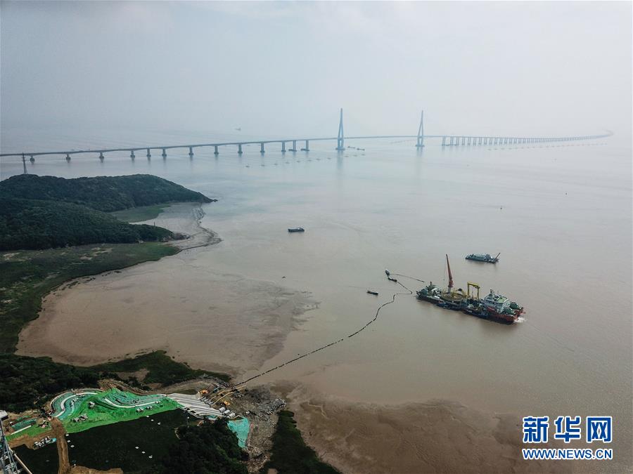 (經濟)(5)浙江舟山500千伏交聯聚乙烯海纜敷設工程完工