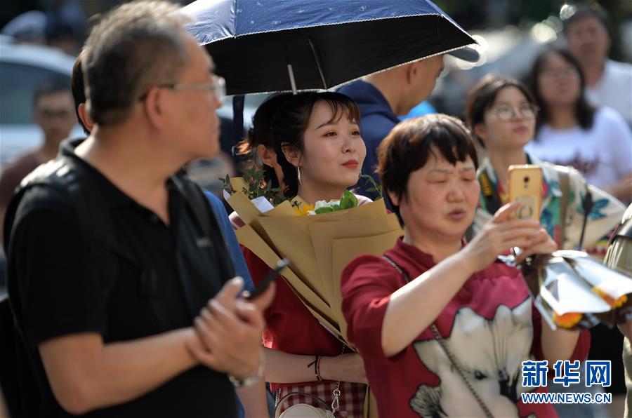 (教育)(14)全國部分地區2019年高考結束