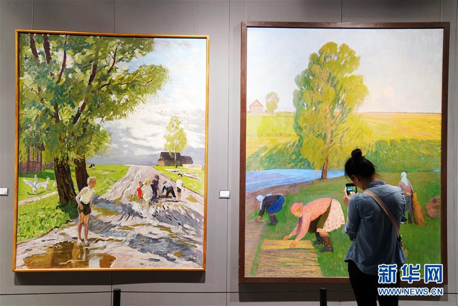 （文化）（3）國際油畫展“添彩”中俄博覽會
