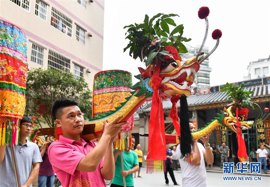 (體育·專題)(3)全民健身·悅動人生—“一水同舟”
