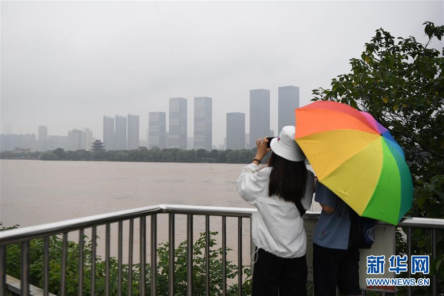 （環(huán)境）（8）湖南發(fā)布洪水紅色預(yù)警 長(zhǎng)沙橘子洲景區(qū)緊急閉園