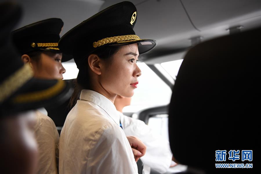 （社會）（7）國內鐵路將迎來首批女動車組司機