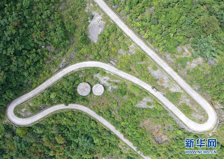 (社會(huì))(4)“石山王國(guó)”筑富路