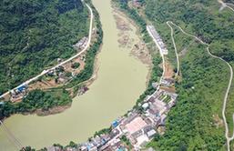 （社會）（1）“石山王國”筑富路