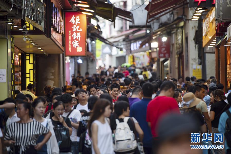 （圖文互動）（3）澳門上半年入境旅客突破2000萬人次 同比增兩成