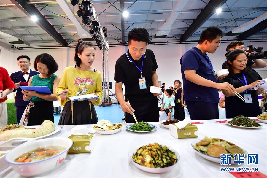 (社會)(4)河南鶴壁:農民辦起美食“爭霸賽”