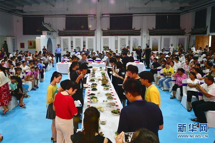 (社會)(1)河南鶴壁:農民辦起美食“爭霸賽”