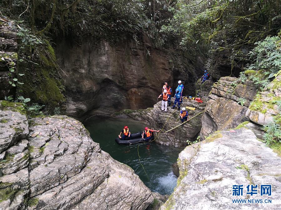 （突發事件后續）（1）湖北鶴峰縣躲避峽山洪已致13人遇難