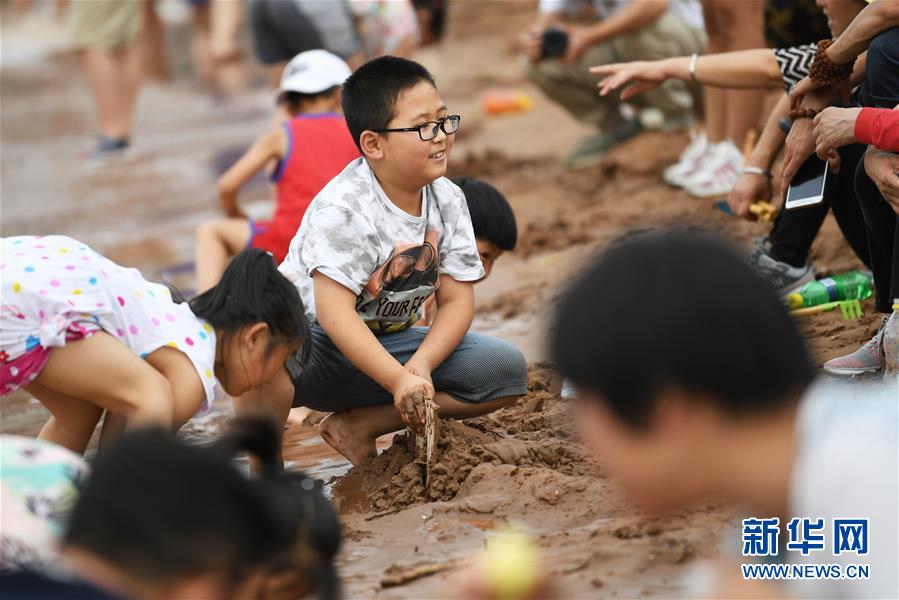 (社會)(5)黃河蘭州段水位回落 沿河部分旅游設施恢復開放