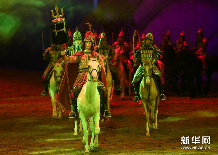 （新華視界）（1）大型馬舞劇《千古馬頌》在呼和浩特上演