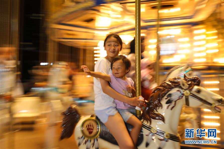 (國際·編輯連線)(7)全球夜經(jīng)濟(jì):夜幕下的繁華