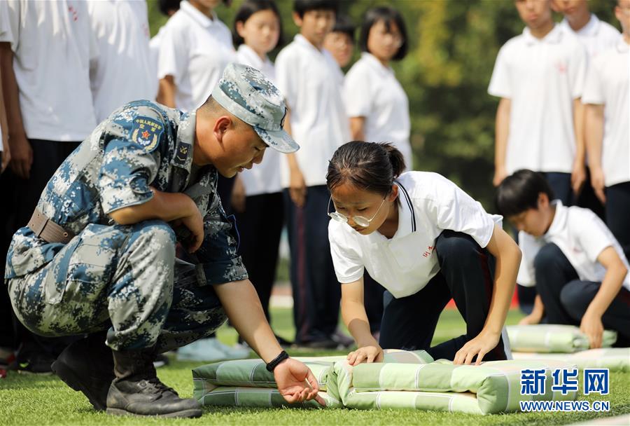 （教育）（2）入學“第一課” 軍訓磨意志