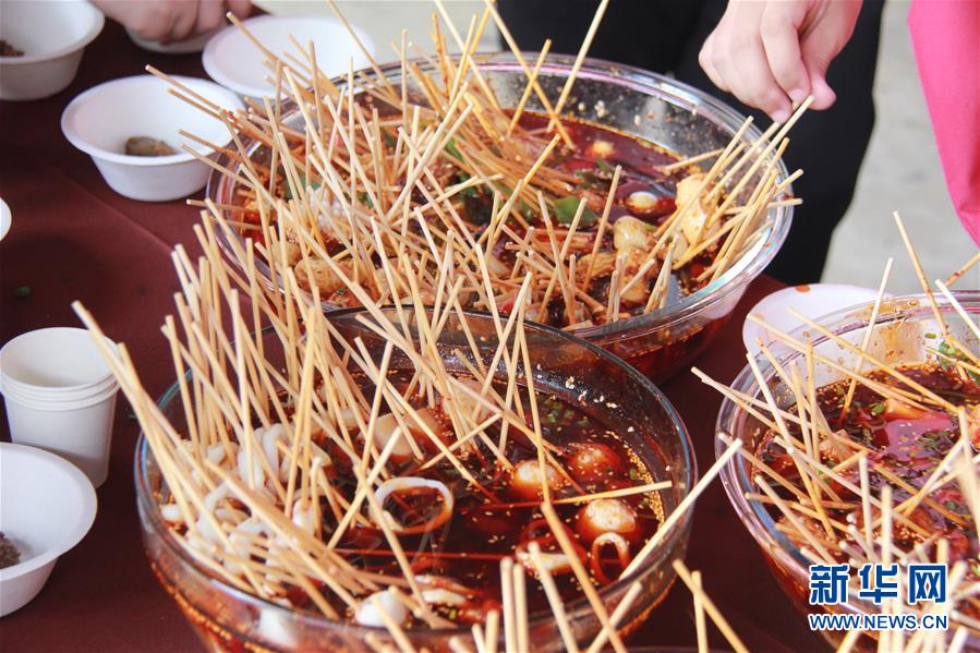 (國際·圖文互動)(2)泰國一孔子學院舉辦“中國廚房”美食文化節