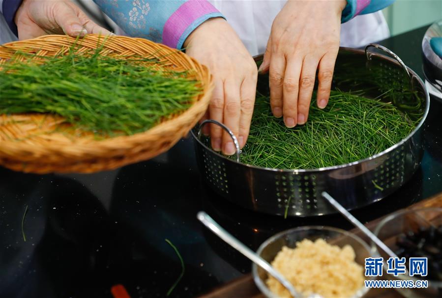 (國際)(6)“迎中秋”世界各地傳統糕點系列——韓國松餅和茶食