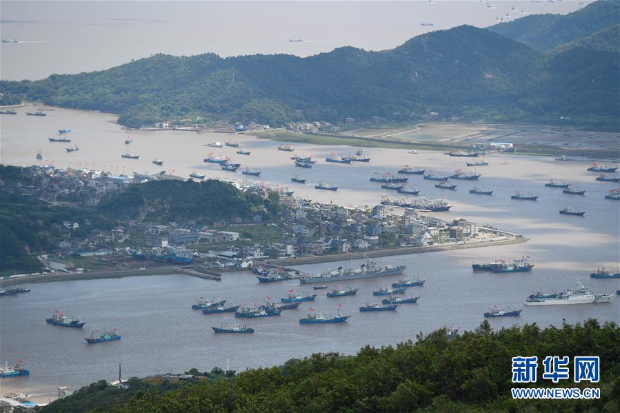 （社會）（1）東海伏季休漁結束 浙江象山千艘漁船整裝出海