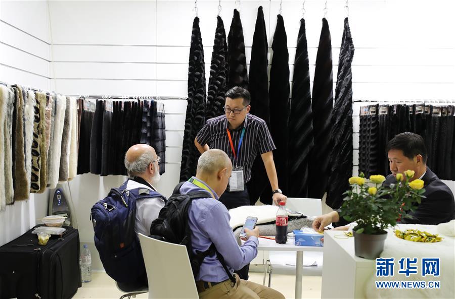 （國際）（3）巴黎中國紡織品服裝貿易展樹立中國品牌新形象