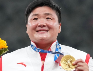 中國紅田徑賽場創造歷史